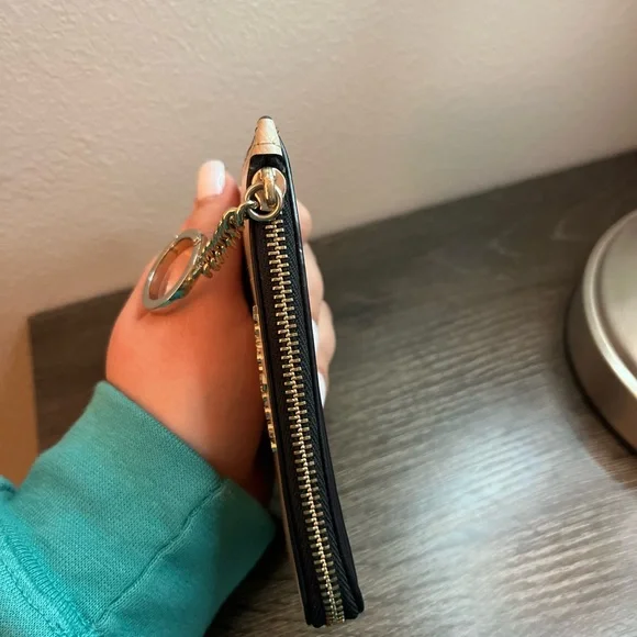 Kate Spade Cream and Black Card Holder - Picture 4 of 5